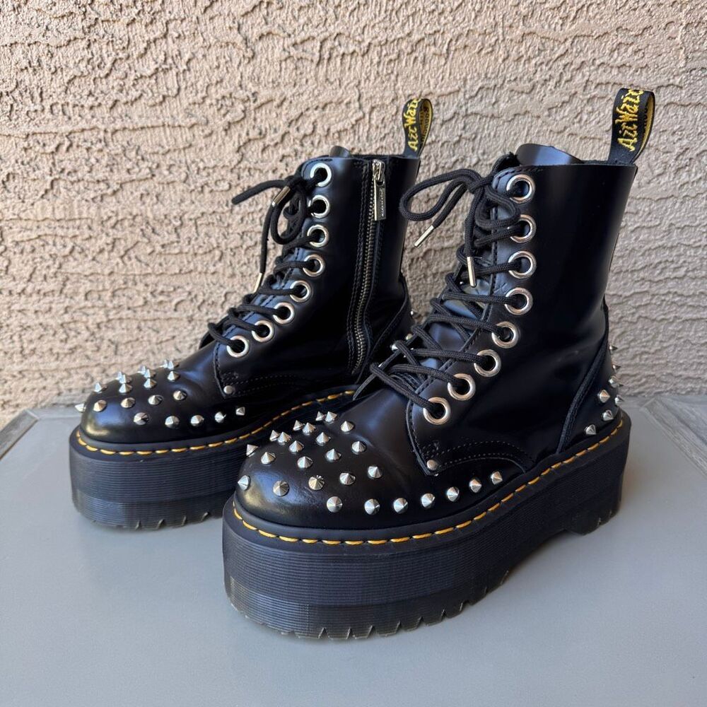 Dr Martens Jadon Max Stud Spike Boots Womens 7 Platform Black Smooth Leather